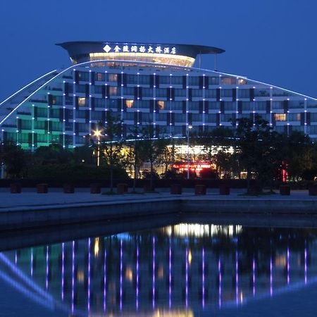 Runyang Huanlong Hotel Zhenjiang  Bagian luar foto