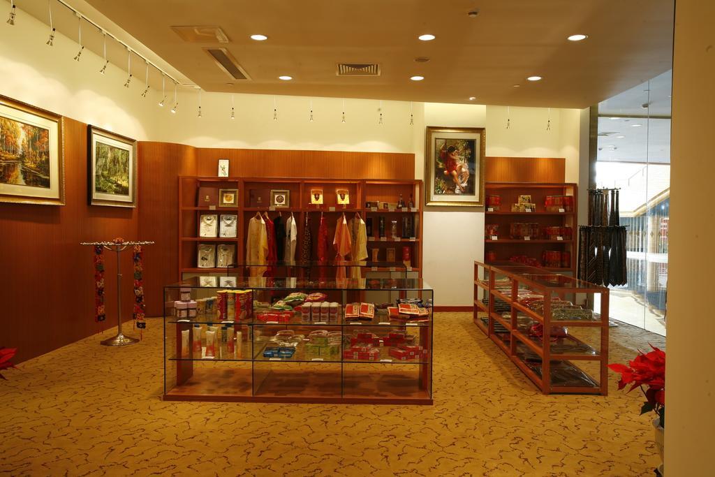 Runyang Huanlong Hotel Zhenjiang  Bagian luar foto